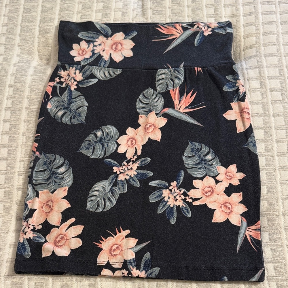 Floral Print Women's Skirt Set - Picture 6 of 7